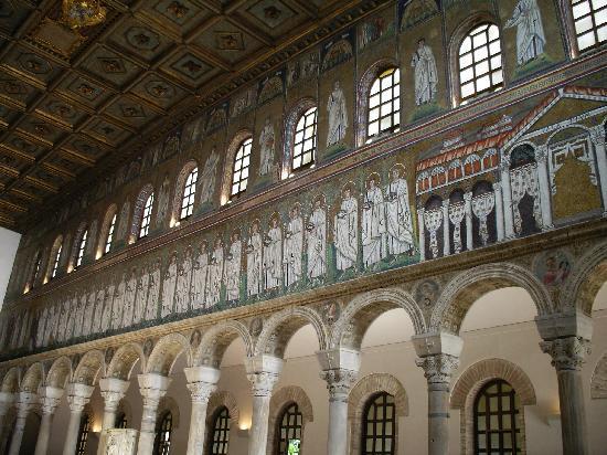Basilika Sant'Apollinare ing Classe - Ravenna | Secret World Trip Planner
