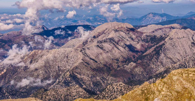 Výlet na horu Taygetos: Dobrodružná cesta řeckou přírodou - Taygetus | Secret World Trip Planner