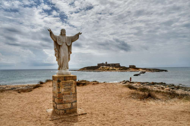 Spiaggia Isola delle Correnti - 96010 | Secret World Trip Planner