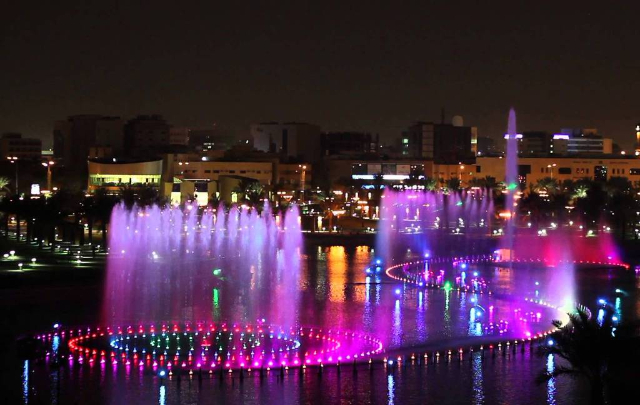 King Abdullah Malaz Park: El Corazón Verde de Riad entre Diseño y Cultura - Riyadh | Secret World Trip Planner