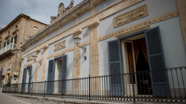 Circolo di Conversazione - Ragusa | Secret World Trip Planner