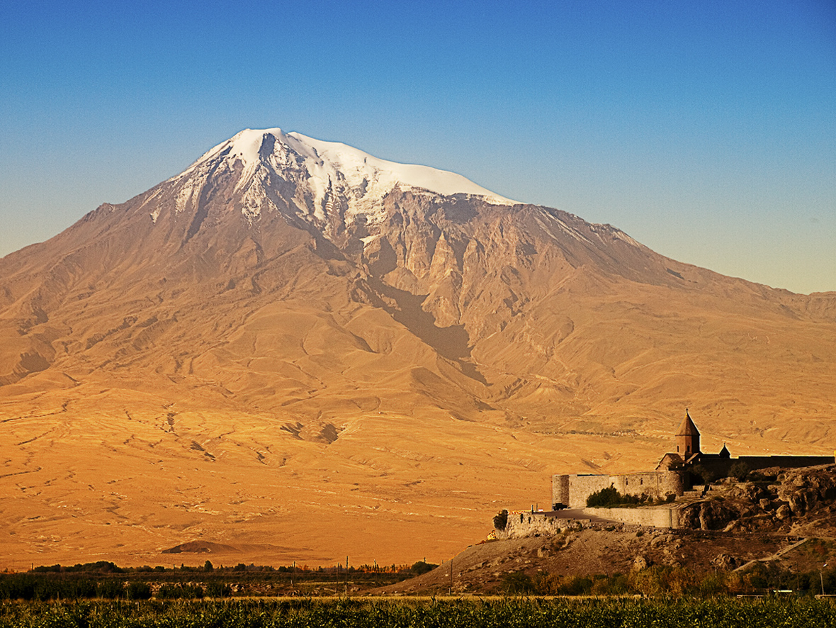 Kloster von Khor Virap - Lusarat | Secret World Trip Planner