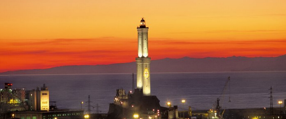 Genova világítótornya, egyszerűen Lanterna néven - Genova | Secret World Trip Planner