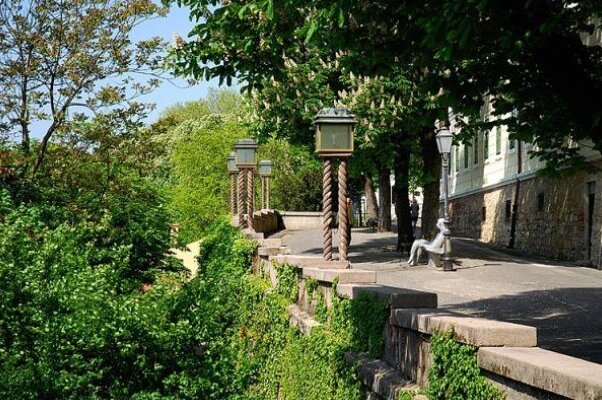 Zagreb: Strossmayer Promenade - Zagreb | Secret World Trip Planner