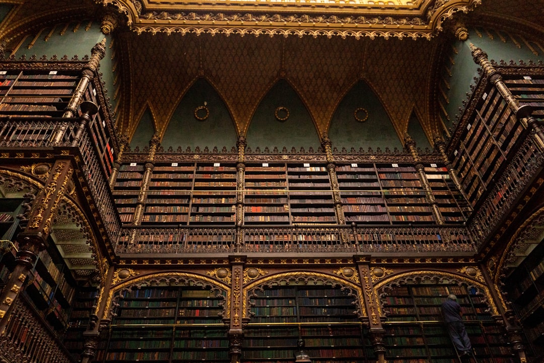 Sala de Lectura Real Portuguesa en Río de Janeiro - Rio de Janeiro - RJ | Secret World Trip Planner