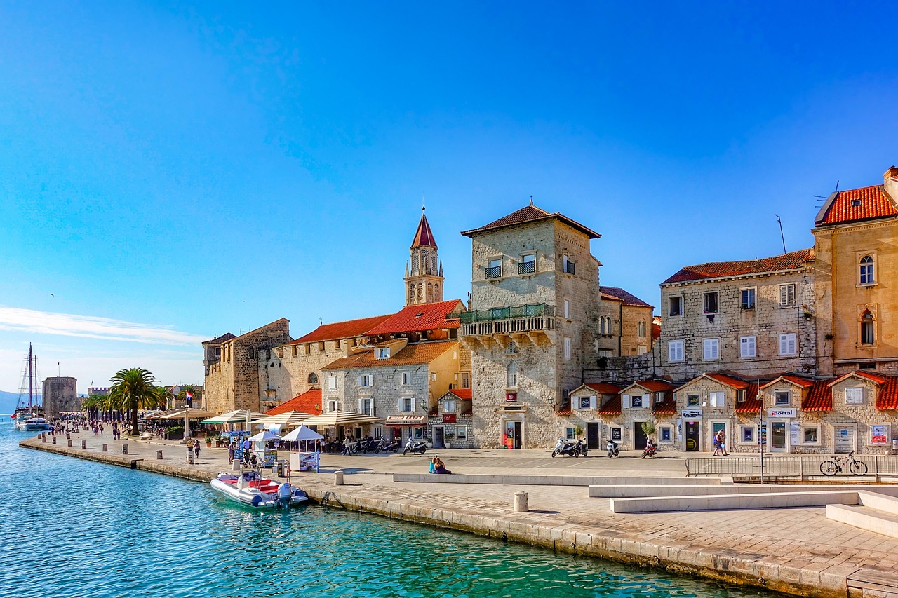 Croatian coast | Trogir - Traù | Secret World Trip Planner