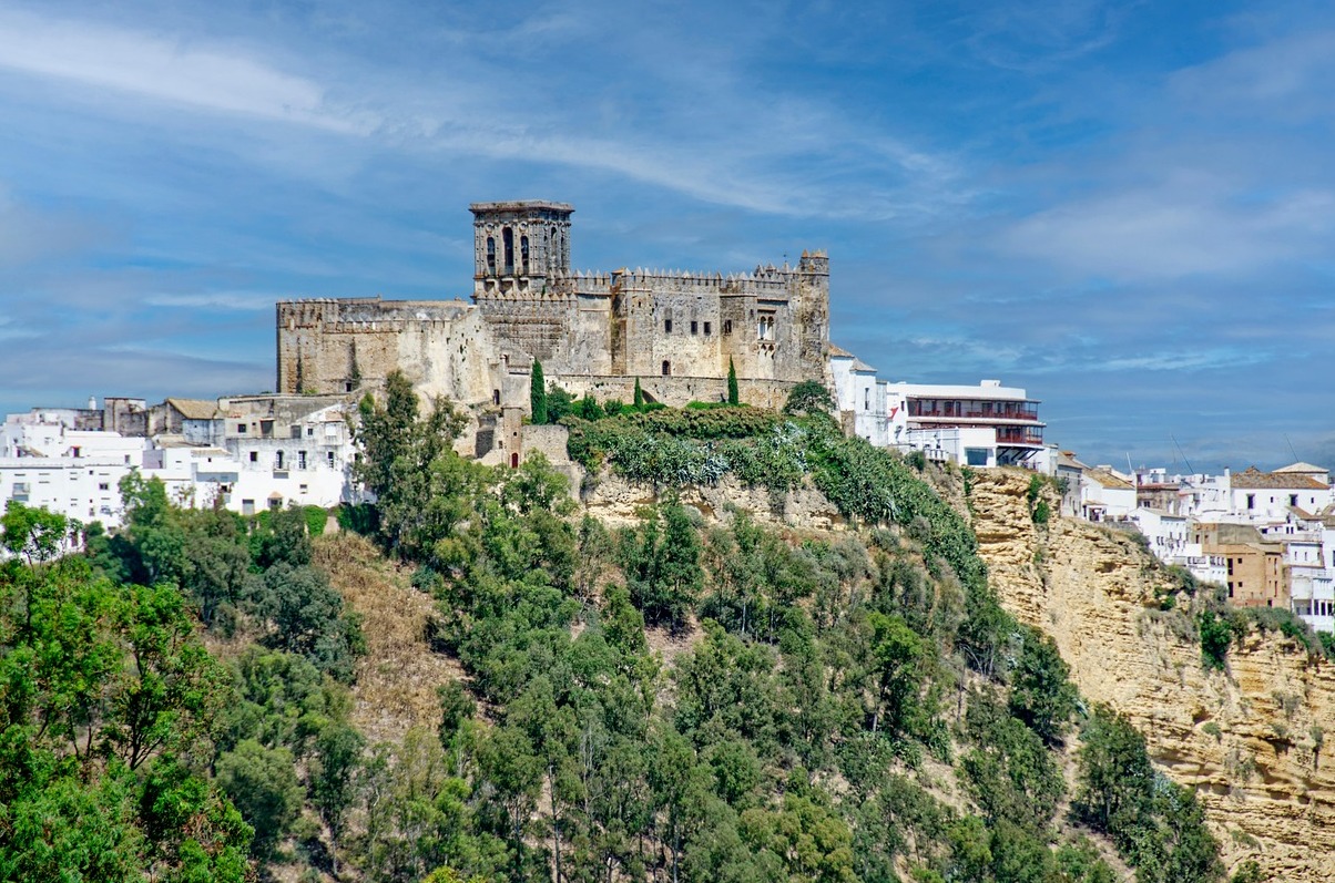 España | Arcos de la Frontera: un pueblo en el acantilado cerca de Cádiz - Arcos de la Frontera | Secret World Trip Planner