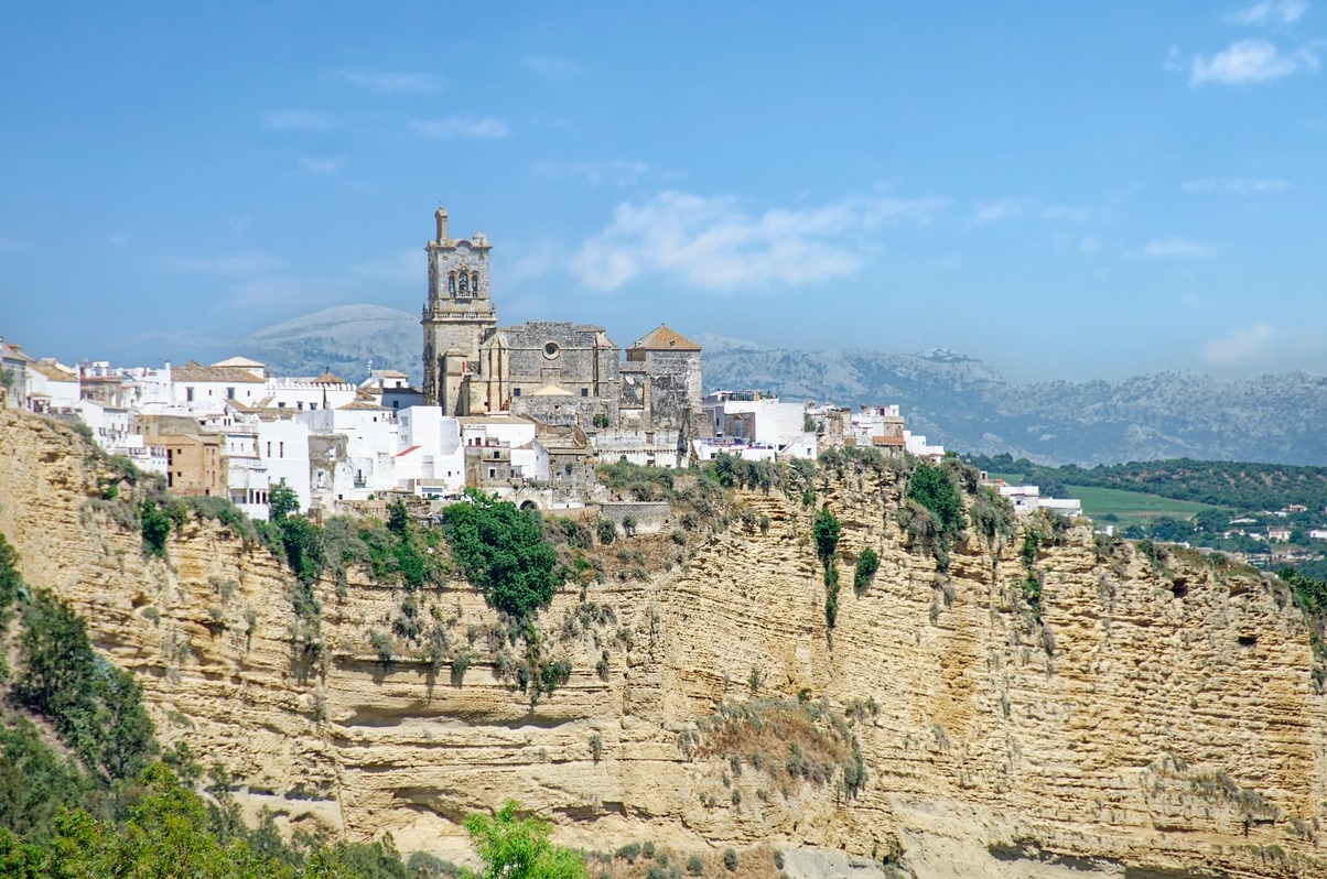 España | Arcos de la Frontera: un pueblo en el acantilado cerca de Cádiz - Arcos de la Frontera | Secret World Trip Planner