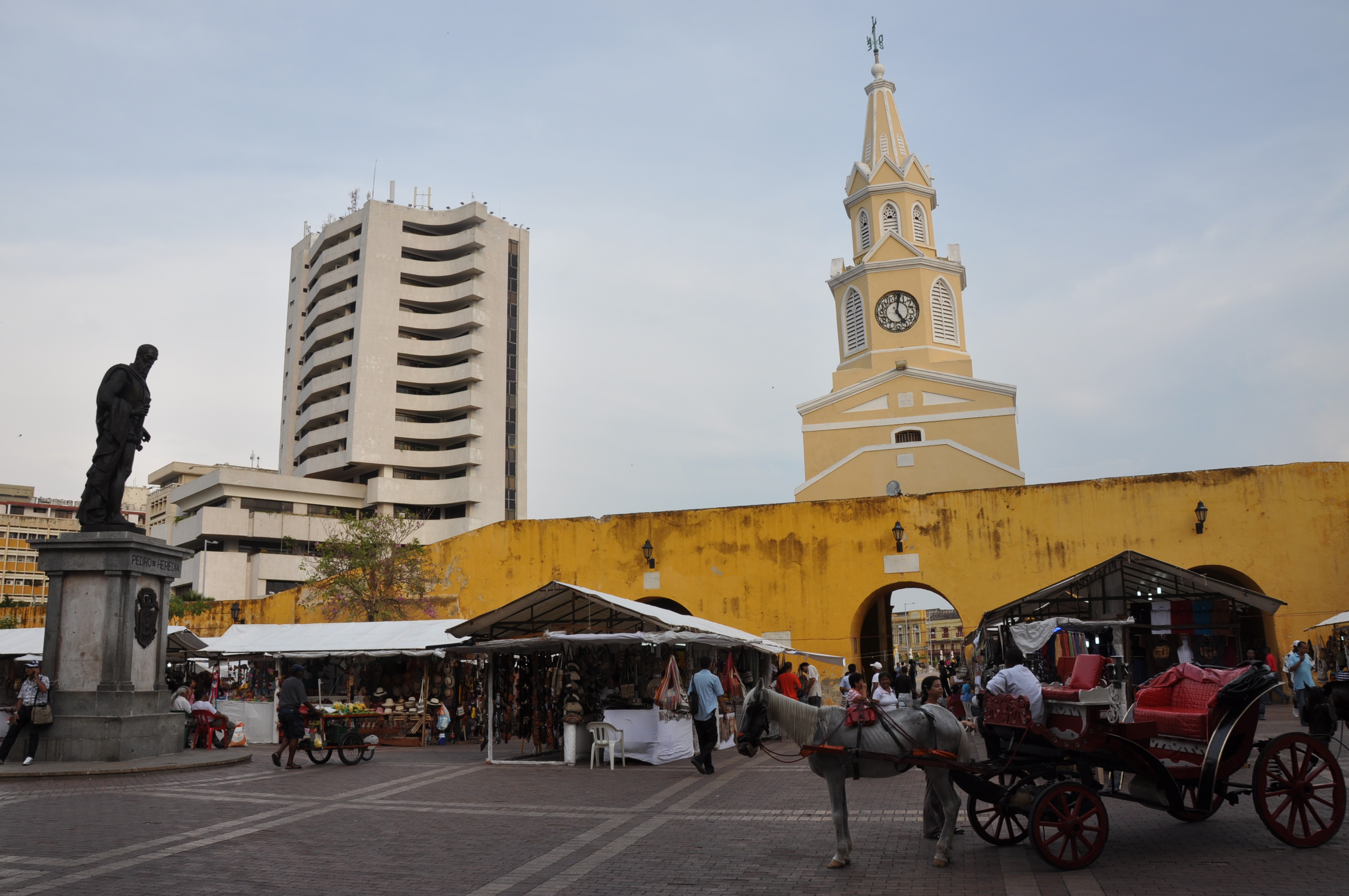 Cartagena | Torre del Reloj gate - Cartagena | Secret World Trip Planner