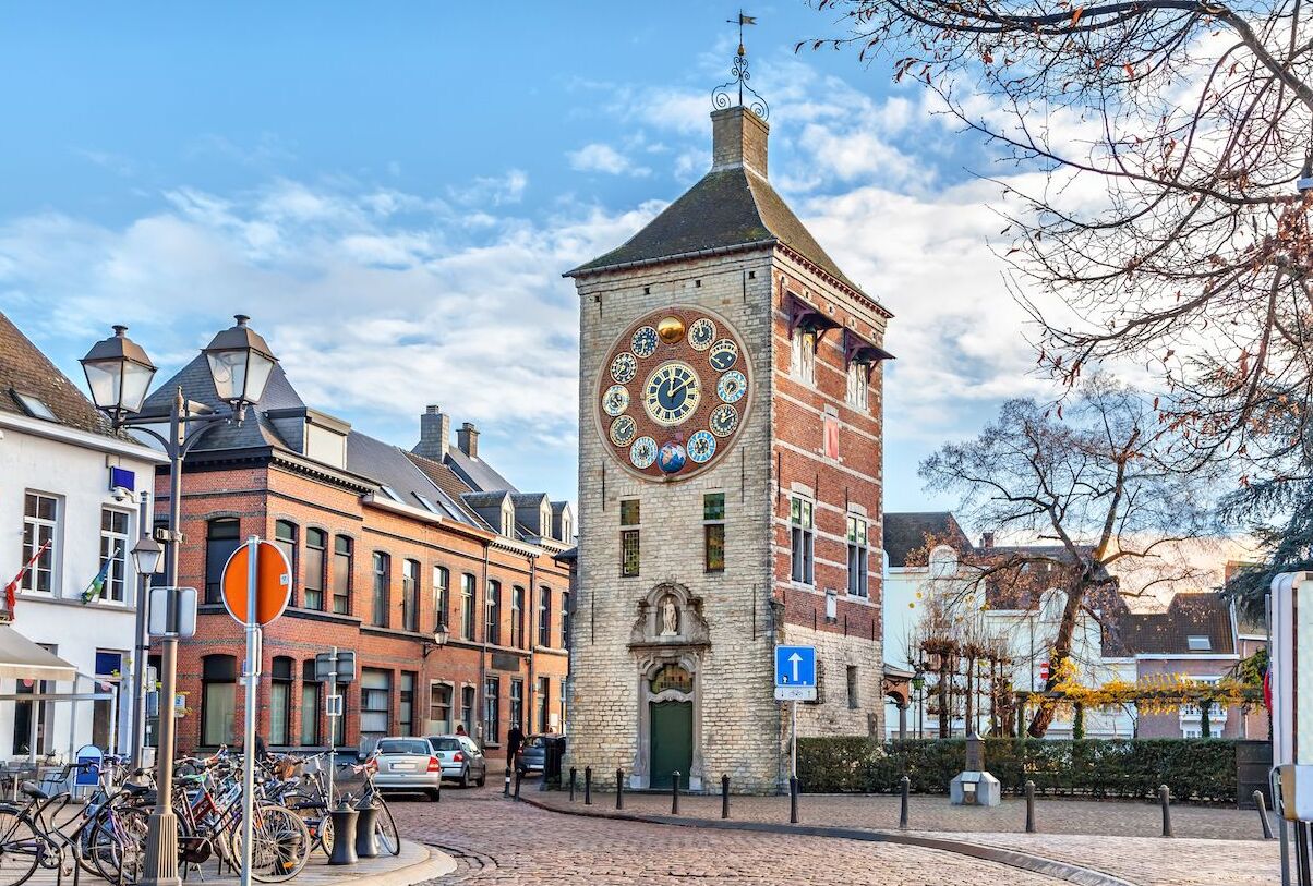 Amberes | La Torre Zimmer y el Reloj del Jubileo - Lier | Secret World Trip Planner