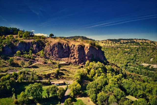 Grotte di Jonas - Saint-Pierre-Colamine | Secret World Trip Planner