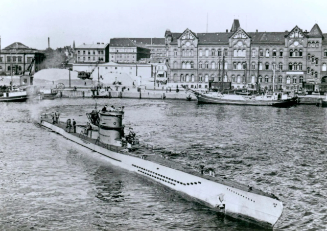 Nazi Submarine Bunker in La Rochelle - La Rochelle | Secret World Trip Planner