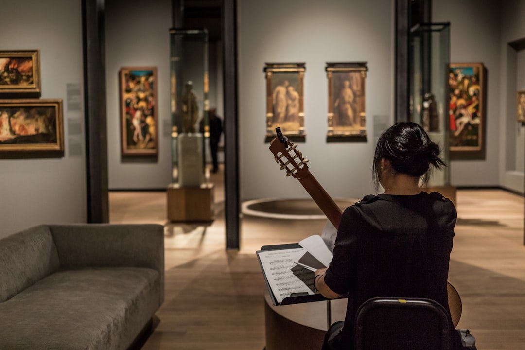 Arte Ederren museoa - Bordeaux | Secret World Trip Planner