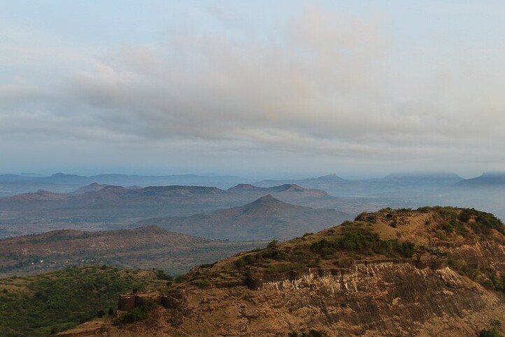 Maharashtra: Manaranjan fort - Trek to Rajmachi Village | Secret World Trip Planner