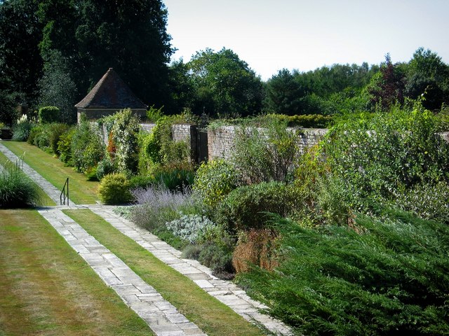 Kent| Hodgson Burnett': el jardín del Great Maytham Hall - Rolvenden Layne | Secret World Trip Planner