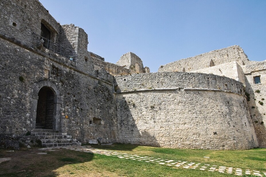 ਭਵਨ ਦੇ Monte Sant ' angelo - Monte Sant'Angelo | Secret World Trip Planner