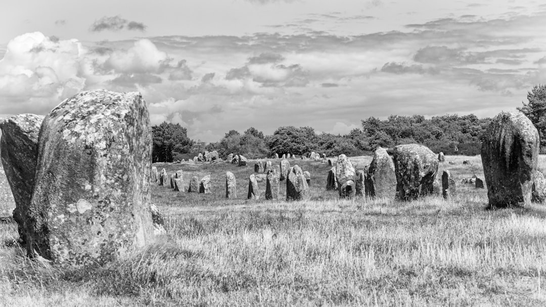 Megalitos de Carnac - 3.000 piedras prehistóricas en pie. - Carnac | Secret World Trip Planner