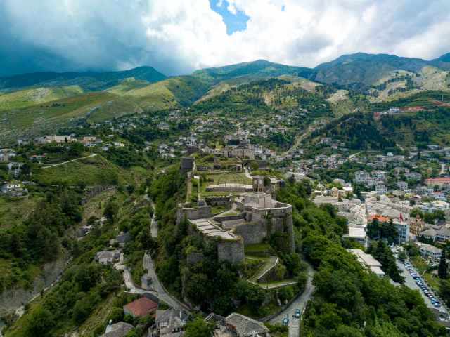 La ville pittoresque de Gjirokastra - Gjirokastër County | Secret World Trip Planner