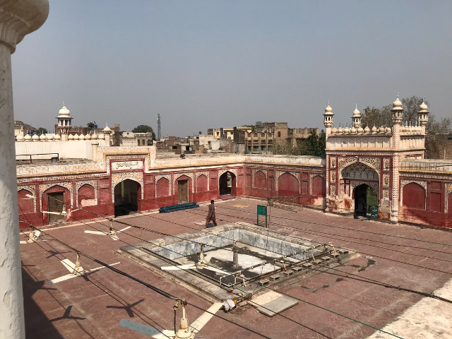 La Moschea Shahi - Chiniot | Secret World Trip Planner