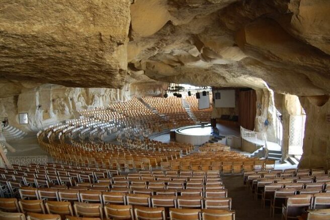 La Iglesia de la Cueva de la Montaña El Mokattam - Bunky?-ku | Secret World Trip Planner
