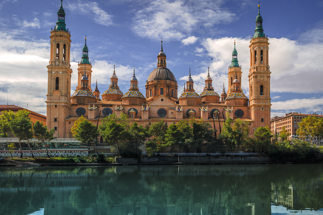The Pilar Church  in Zaragoza — Zaragoza