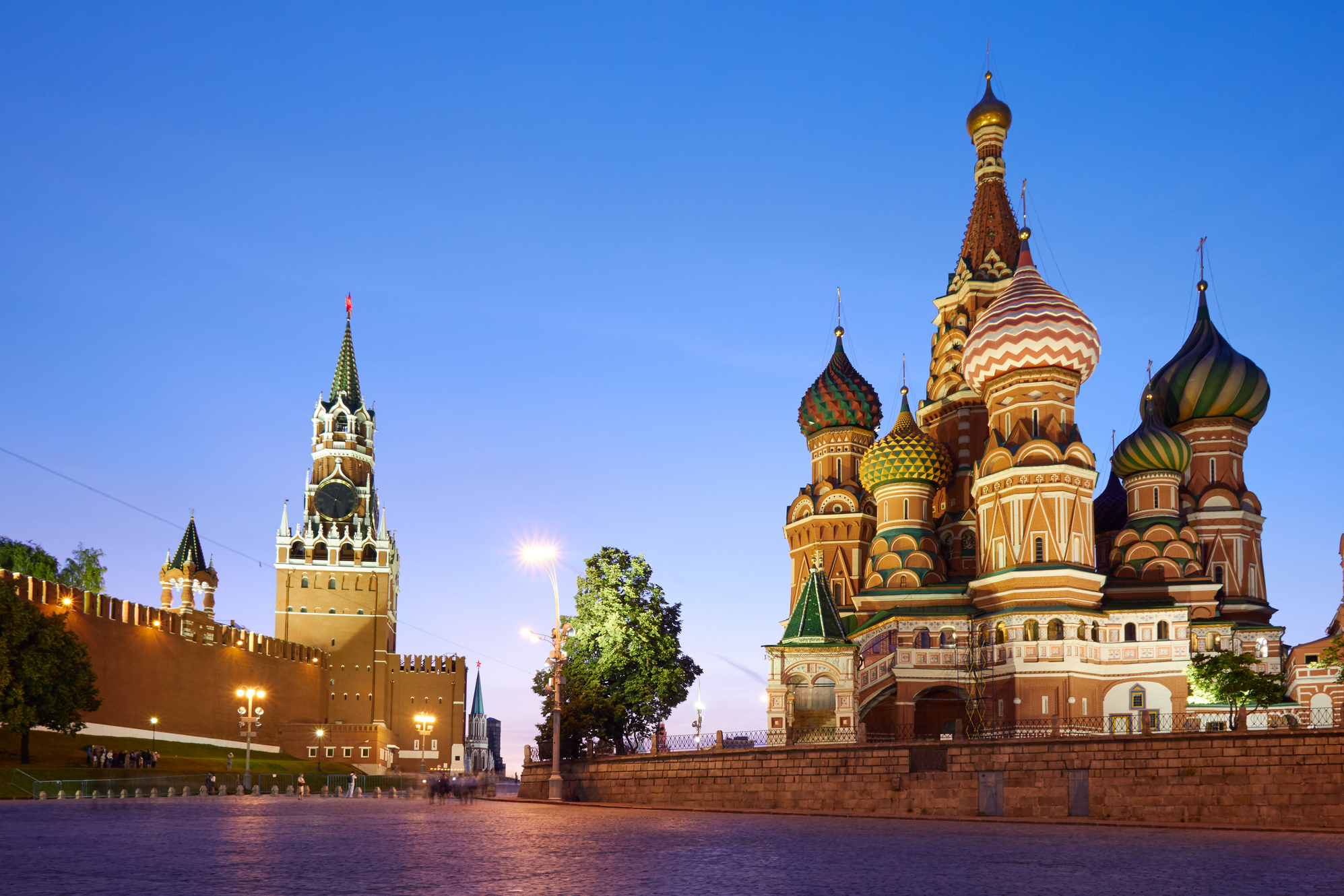 The Red Square is one of the largest squares in the world. - Moskva | Secret World Trip Planner