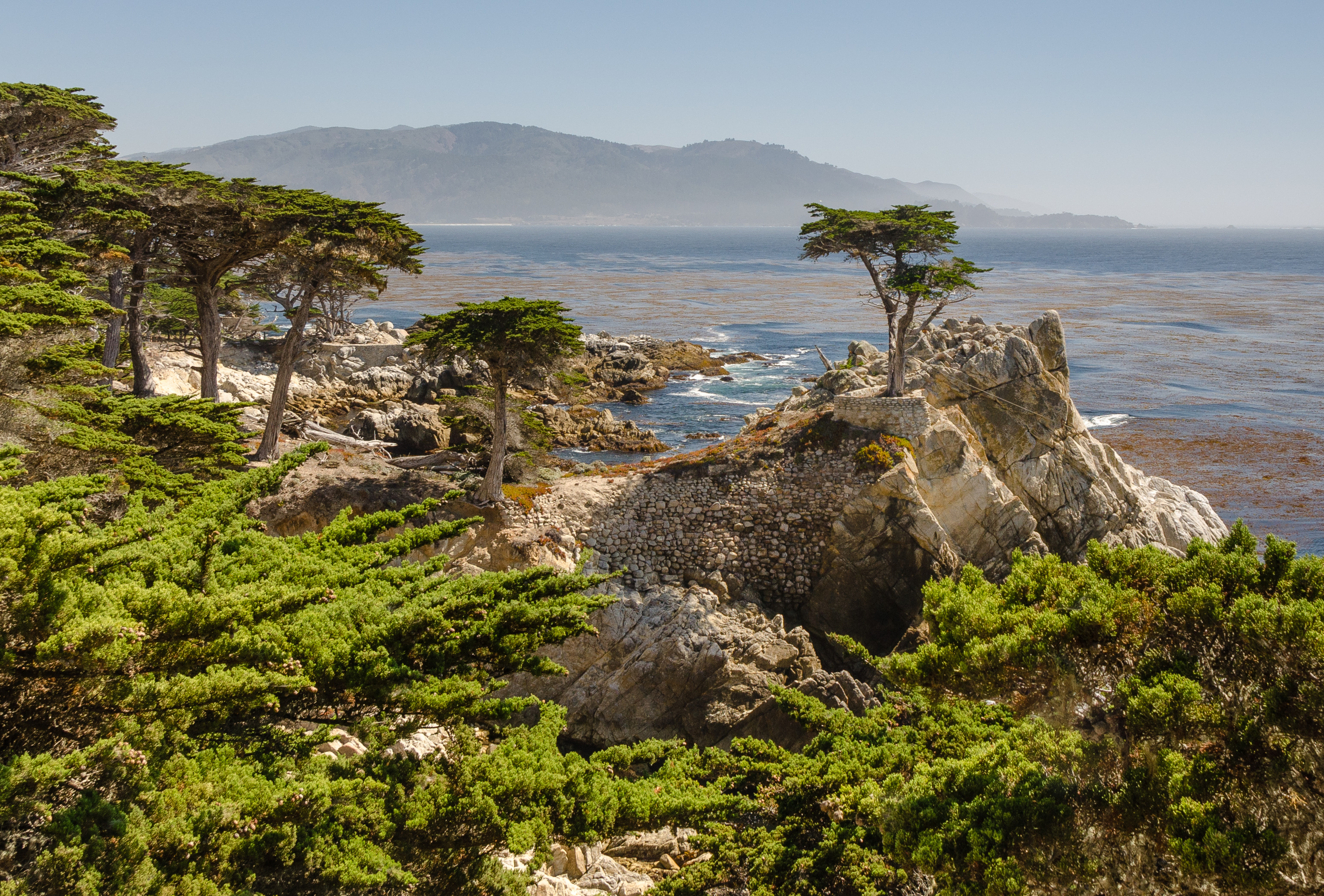 17-Mile Drive offers breathtaking views of the ocean - Pacific Grove | Secret World Trip Planner