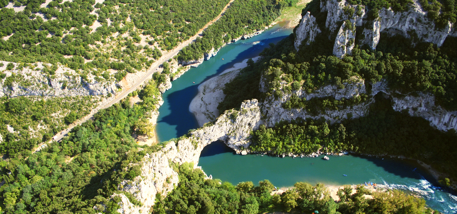 Arroilak de l'Ardeche - Saint-Remèze | Secret World Trip Planner