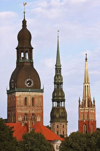 Riga: Turninn St Péturs Kirkjan - R?ga | Secret World Trip Planner