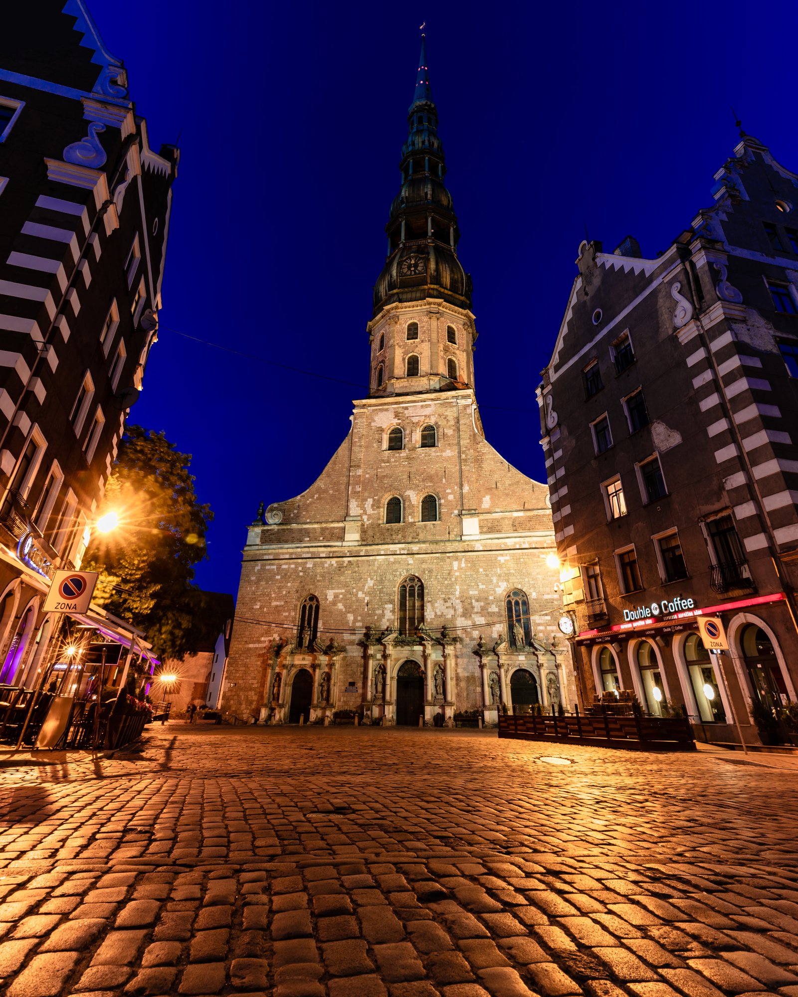 Riga: Turninn St Péturs Kirkjan - R?ga | Secret World Trip Planner