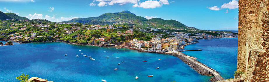 El afloramiento volcánico de Ischia - Isola d'Ischia | Secret World Trip Planner