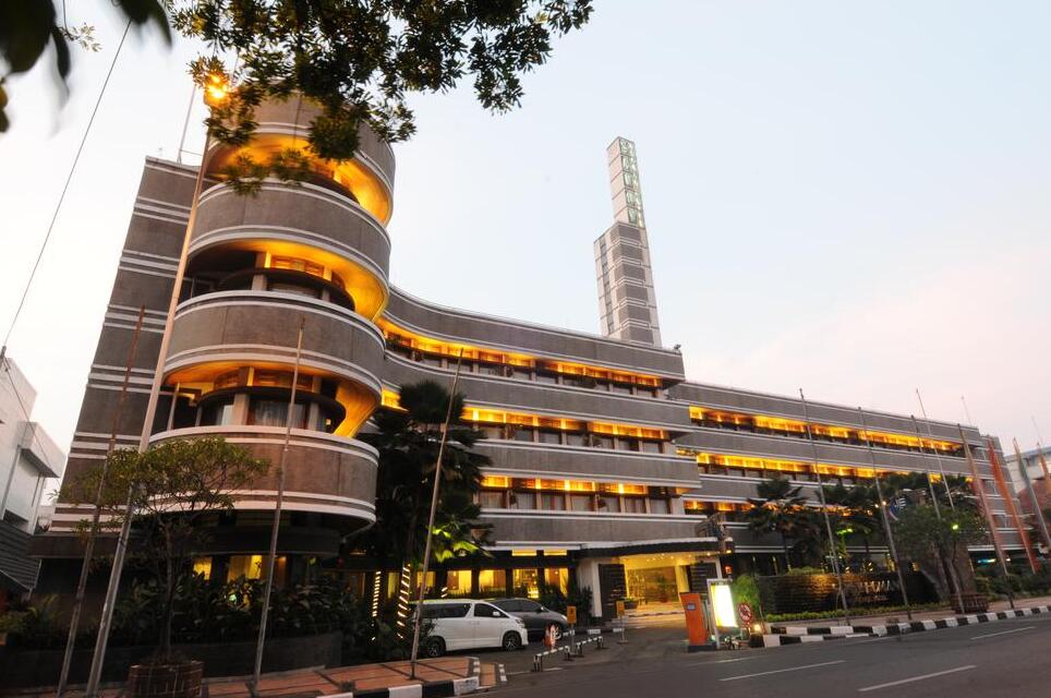 Savoy Homann Bidakara Hotel in Java - Kota Bandung | Secret World Trip Planner