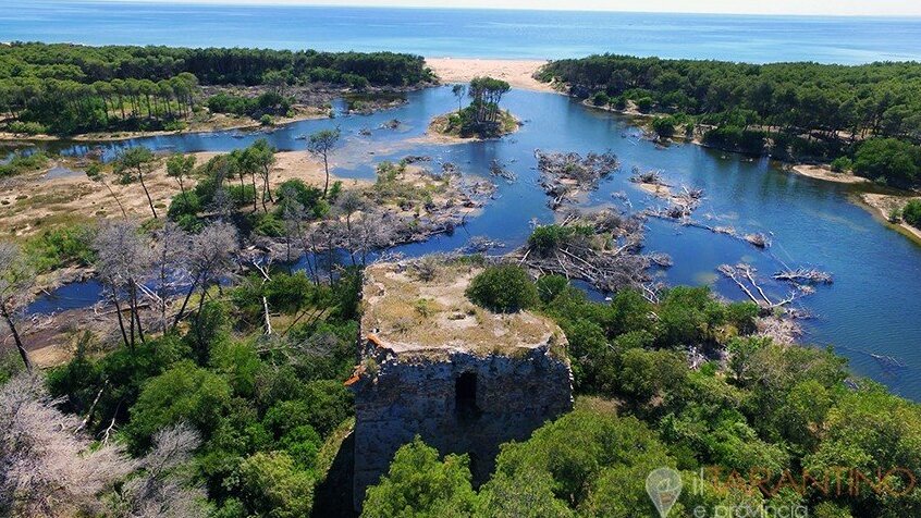 La torre de ladrillos y el oasis de Salinella - Marina di Ginosa | Secret World Trip Planner