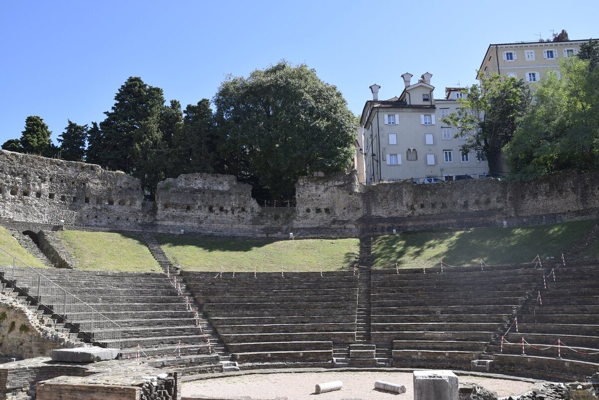 Gledališče Trst / Rim - Trieste | Secret World Trip Planner