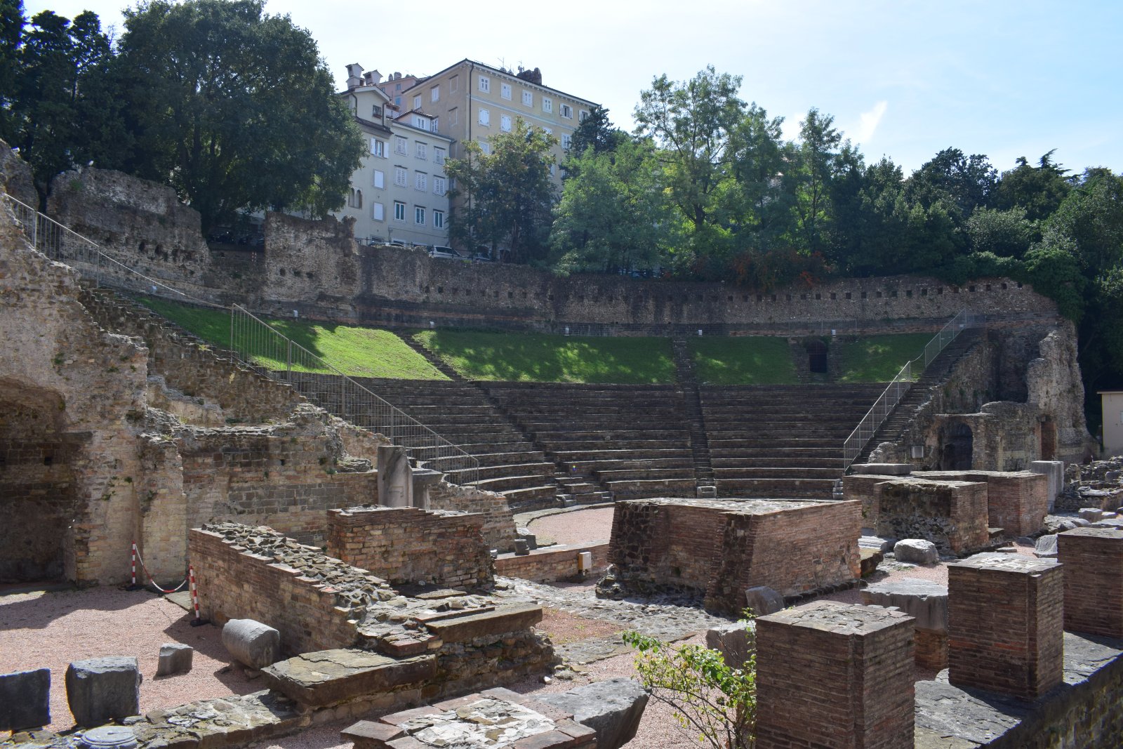 Gledališče Trst / Rim - Trieste | Secret World Trip Planner