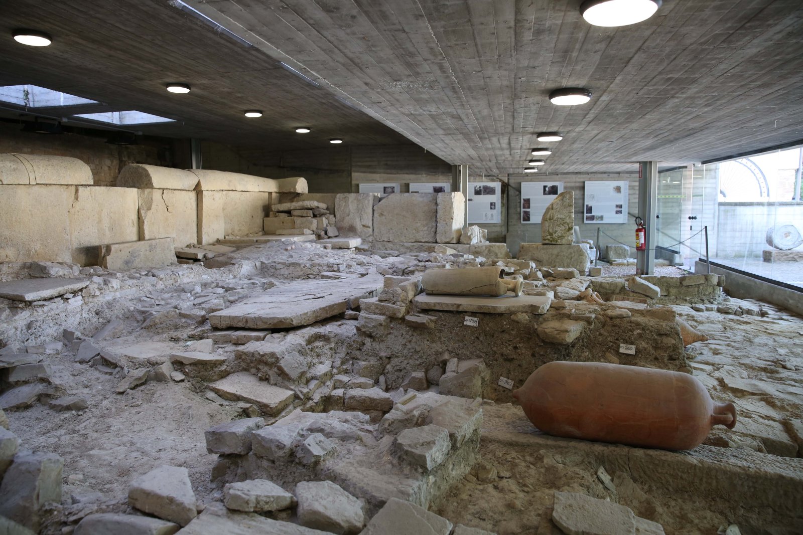 Trieste / Antiquarium dari Via di Donota - Trieste | Secret World Trip Planner