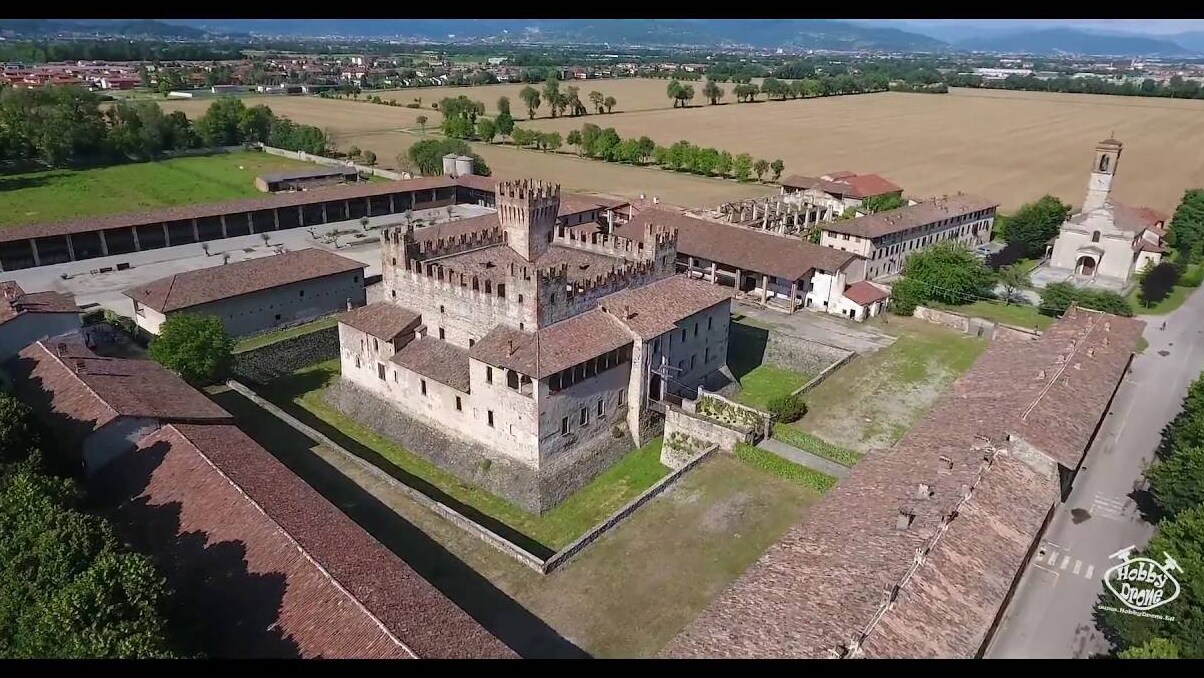 El romántico pueblo de Cavernago - Cavernago | Secret World Trip Planner