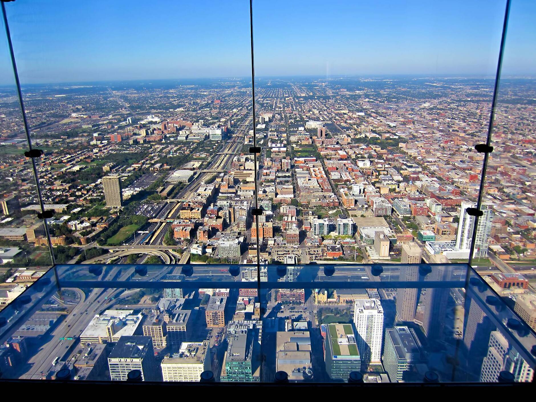 El Skydeck Chicago ofrece extraordinarias vistas de la ciudad - Chicago | Secret World Trip Planner