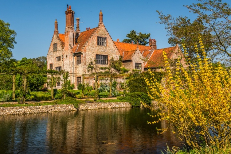 In a lovely rural location,  Hindringham Hall - Hindringham | Secret World Trip Planner