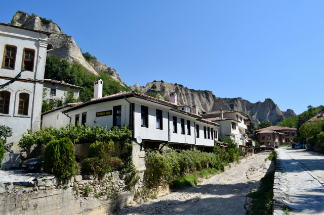 Melnik, the Smallest Town in Bulgaria - Melnik | Secret World Trip Planner