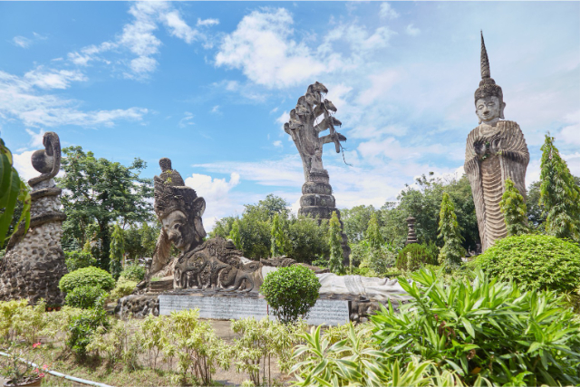 Parque Búdico Sala Keoku - Wat That | Secret World Trip Planner
