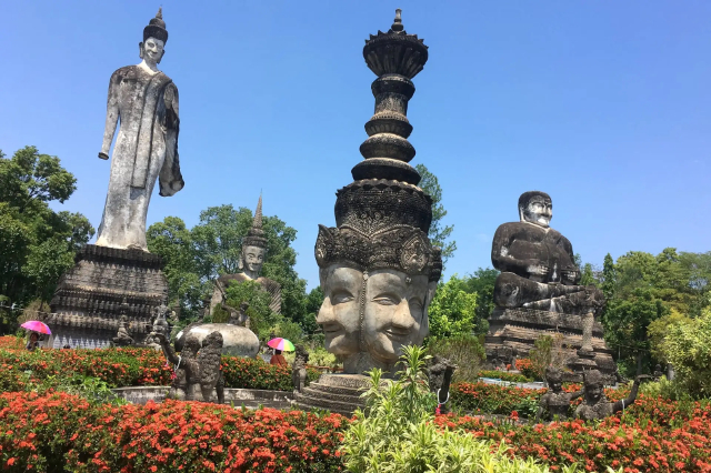 Parque Búdico Sala Keoku - Wat That | Secret World Trip Planner