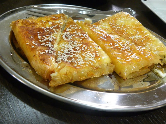 Saganaki ar phyllo - Mesaria | Secret World Trip Planner
