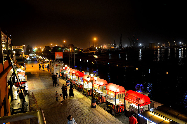大港 - Karachi | Secret World Trip Planner