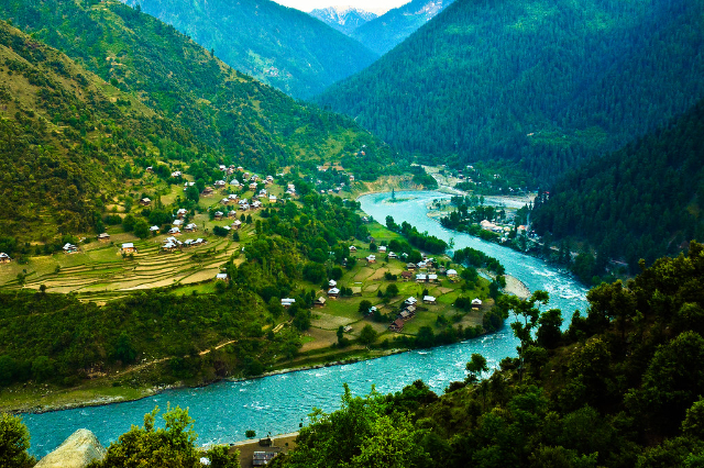 Valle de Neelum, la joya azul de Pakistán - Neelum Valley Kashmir | Secret World Trip Planner