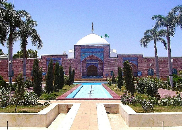 La Moschea di Shah Jahan - Thatta | Secret World Trip Planner