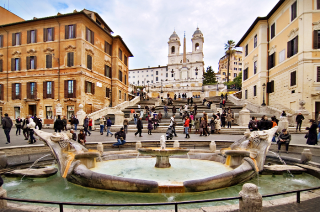 Rome, Piazza di Spagna - Monterusciello | Secret World Trip Planner
