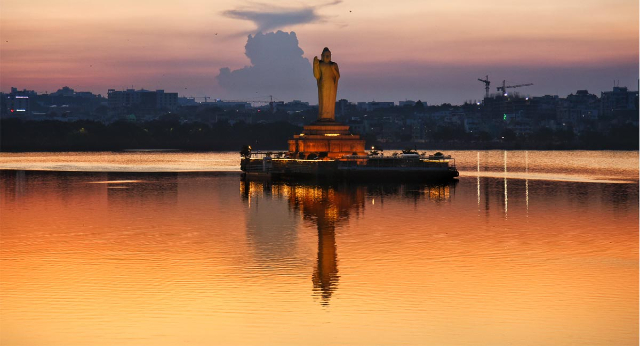 Lac Hussain Sagar - Hyderabad | Secret World Trip Planner