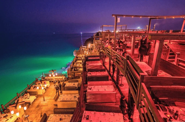 Do Darya: Un nome improprio dal fascino accattivante - Karachi | Secret World Trip Planner