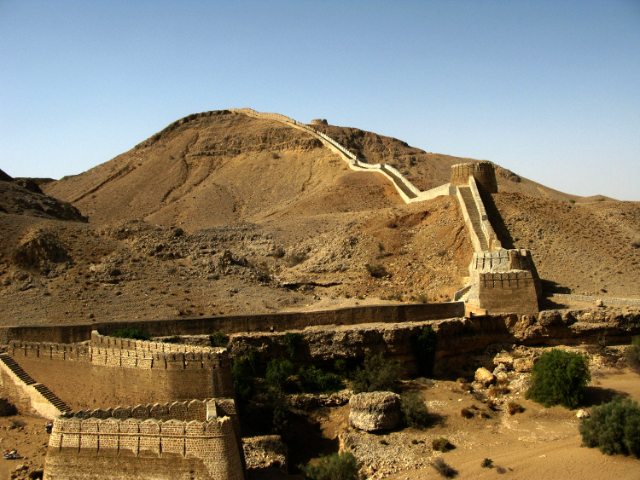 Gran Muralla de Sindh - Karchat | Secret World Trip Planner